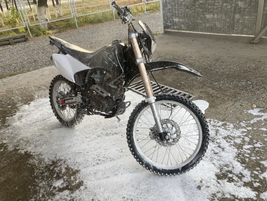 Продам эндуро требует ремонта