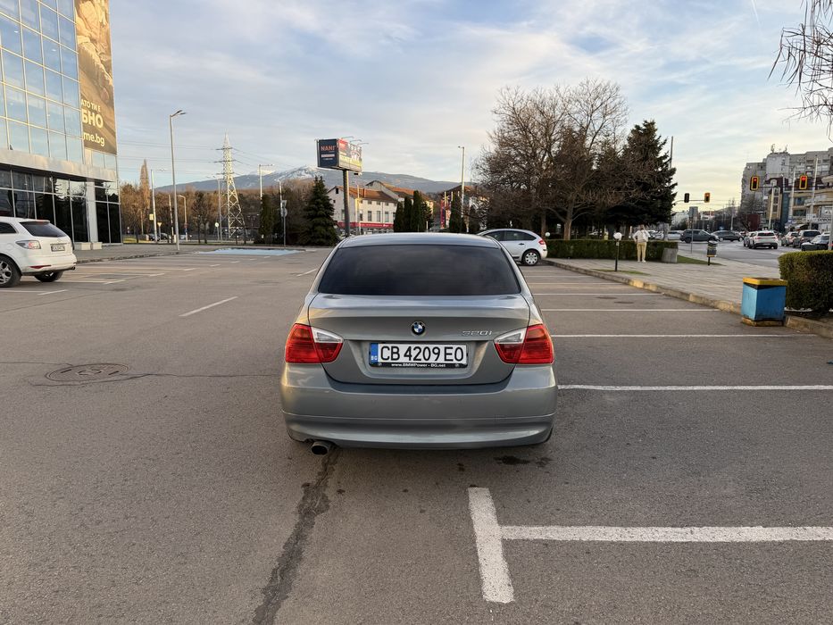 BMW 320бензин 2005