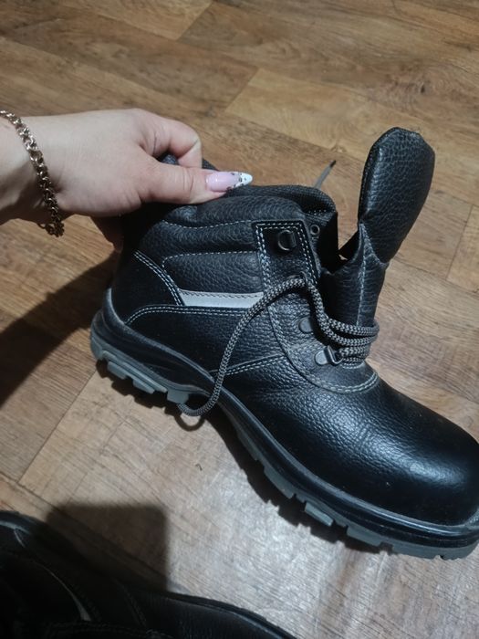 Рабочие ботинки 42 размер