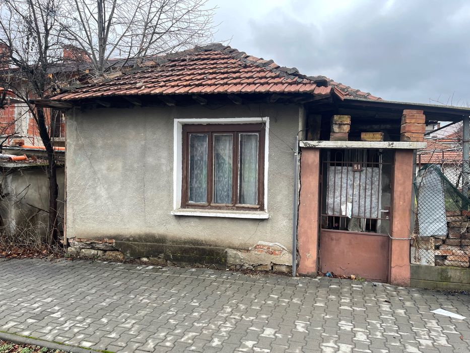 Продава се Къща в Севлиево - 400 кв.м за 225 €/кв.м - Снимка #3