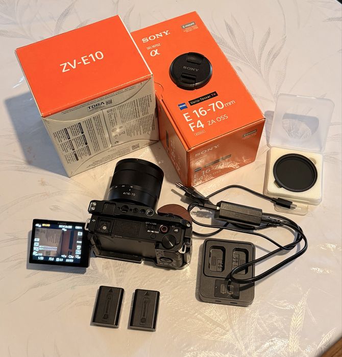 Sony zv-e10 + аксессуары к ней