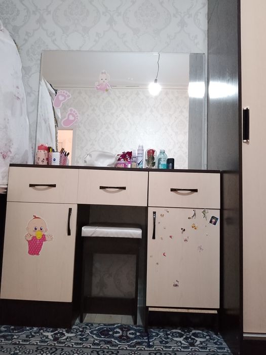 Срочно сотилади 300 сумга