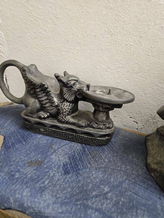 Статуэтки  разные