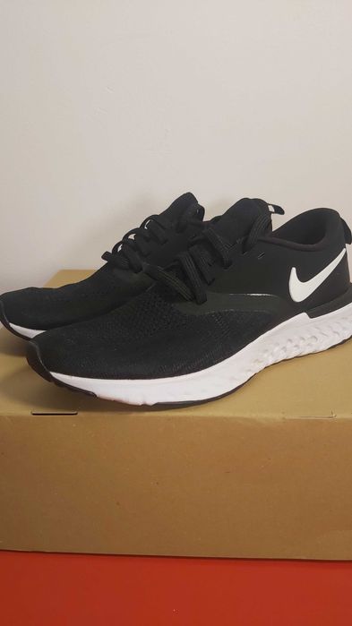 Nike Odyssey React Flyknit 2 - Номер 37.5