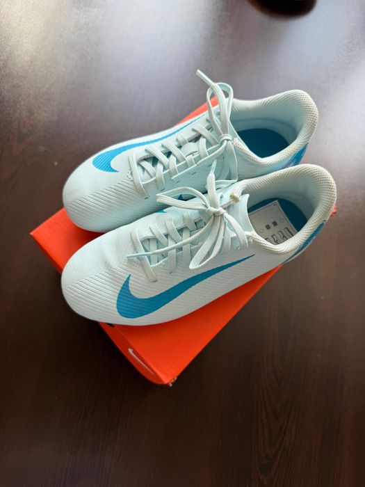 Nike детски бутонки 32