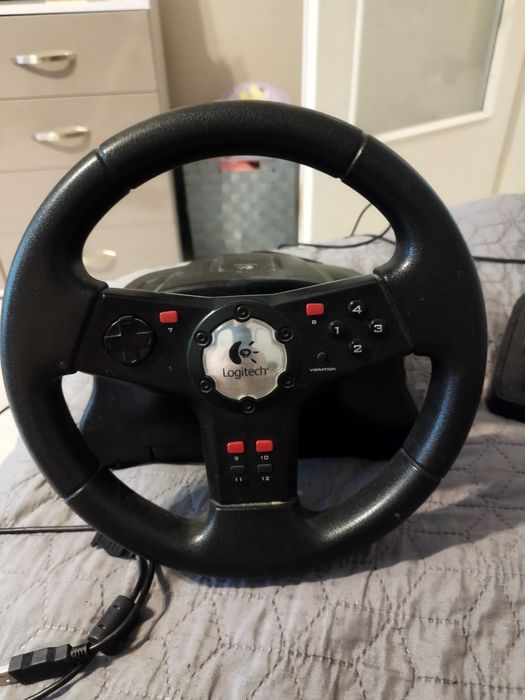 Волан logitech formula