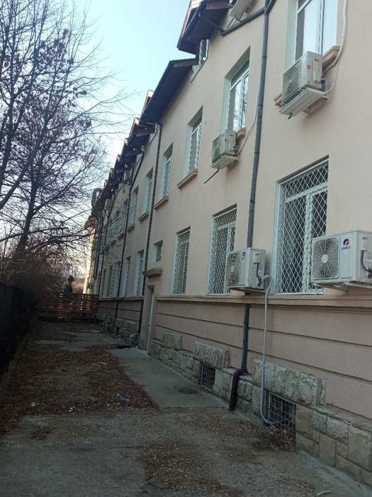 Продава се Парцел в Ловеч, Младост - 195 кв.м за 898 €/кв.м - Снимка #1