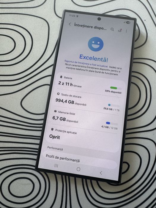 Vand/schimb Samsung S24 Ultra 1 Tb neverlocked impecabil!
