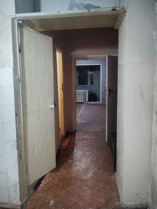 Sergili 5 kvartal 108 dom metroga 400 metr 1 xonali oila va bolalar q