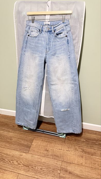 Джинсы. Джинсы ZARA.