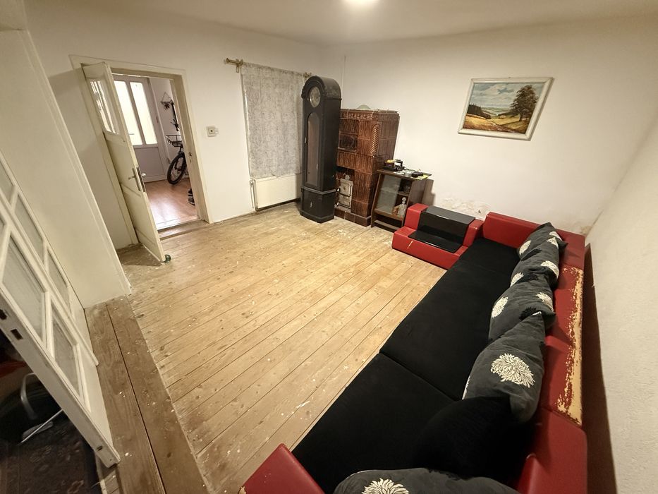 Casa de vanzare !!!