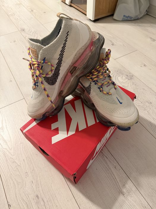 Nike scorpion 40