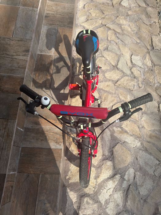 Продавам детско колело