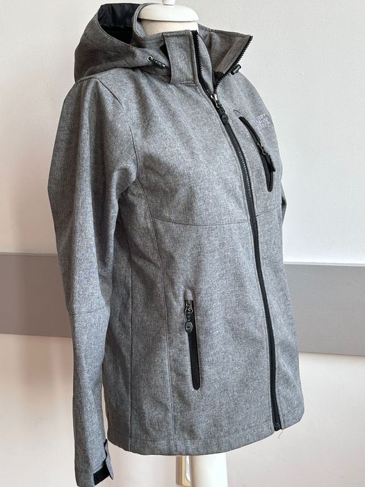 The north face хубаво сиво дамско яке тип Софт Шел