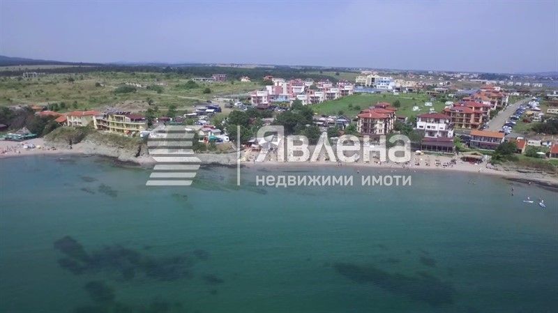 Продава се Парцел в Царево - 3000 кв.м за 80 €/кв.м - Снимка #1