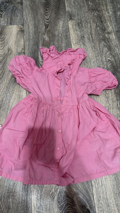 8 платьев на девочкк