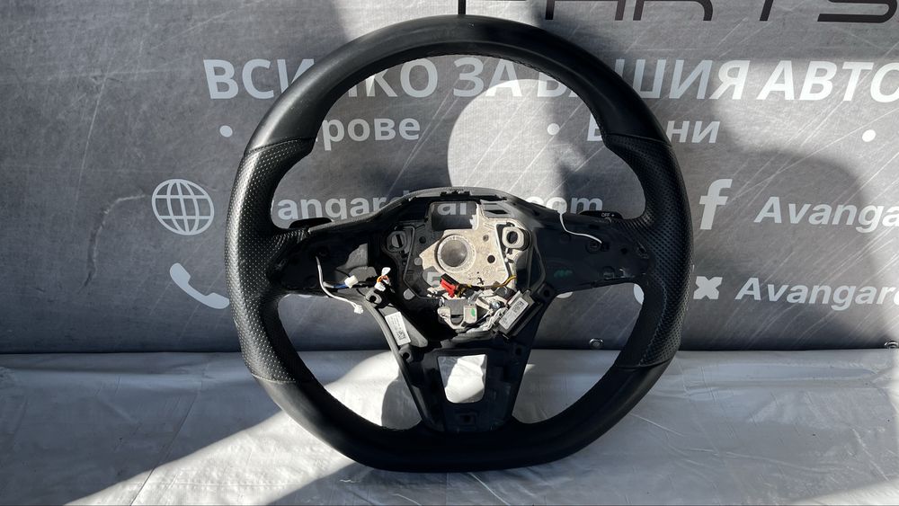 5 броя волан VW Golf 8 2019-