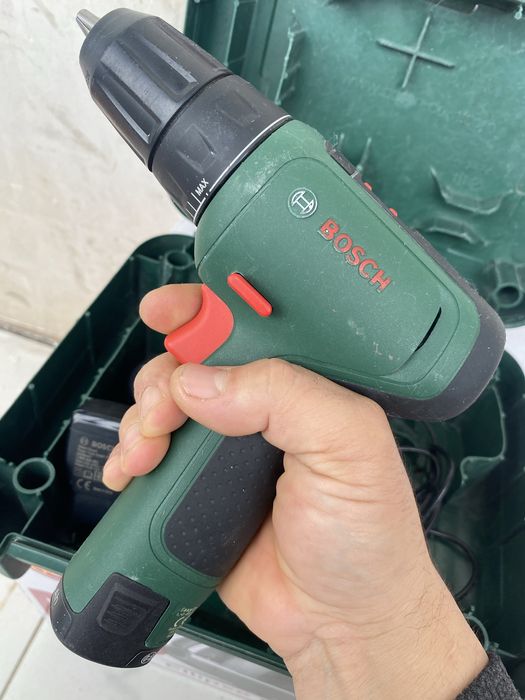 Продам Bosch EasyDrill 1200