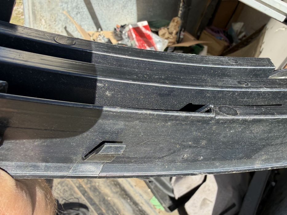 Оригинална дясна решетка халоген VW Passat B6 3C0853666