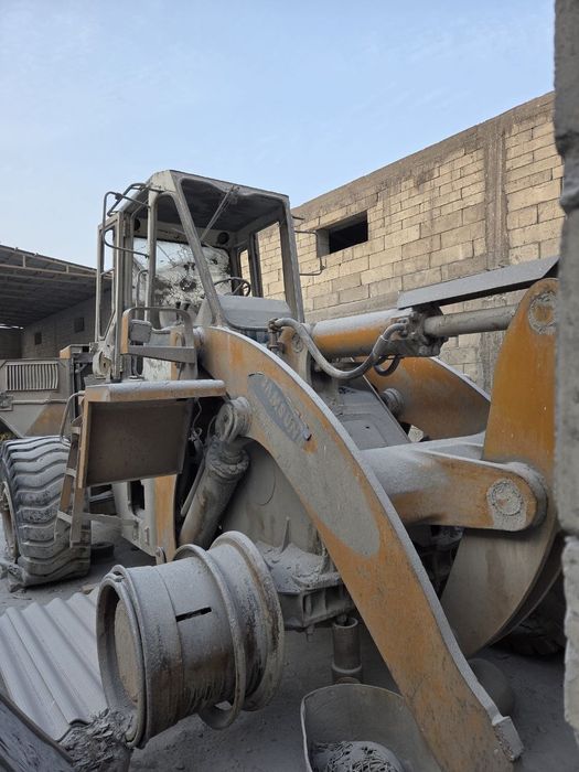 Сотувда Samsung LX25 3.5 куб ковшли Погрузчик моторсиз 1993 йил