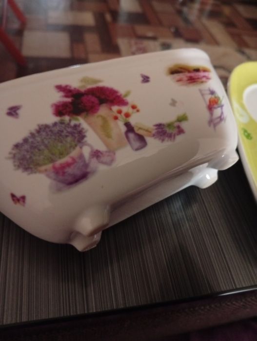 Фарфоровая посуда