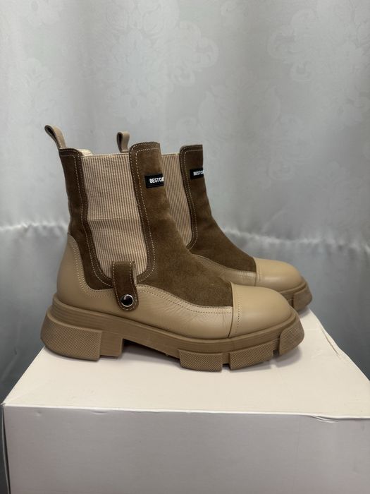 Дамски зимни  боти с грайферна подметка