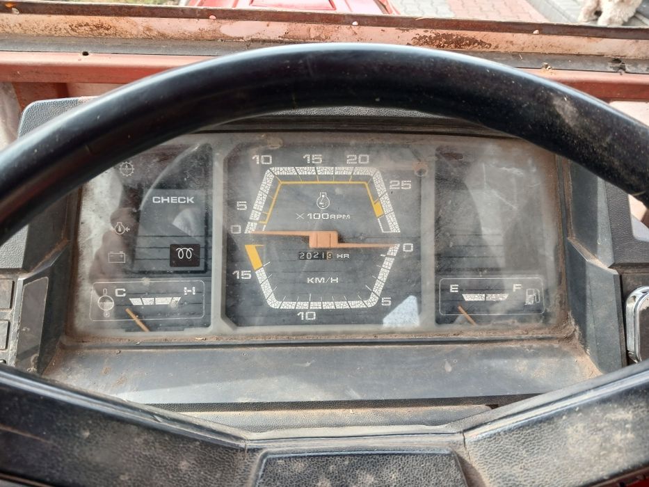 Tractor Mitsubichi 30cp 4x4