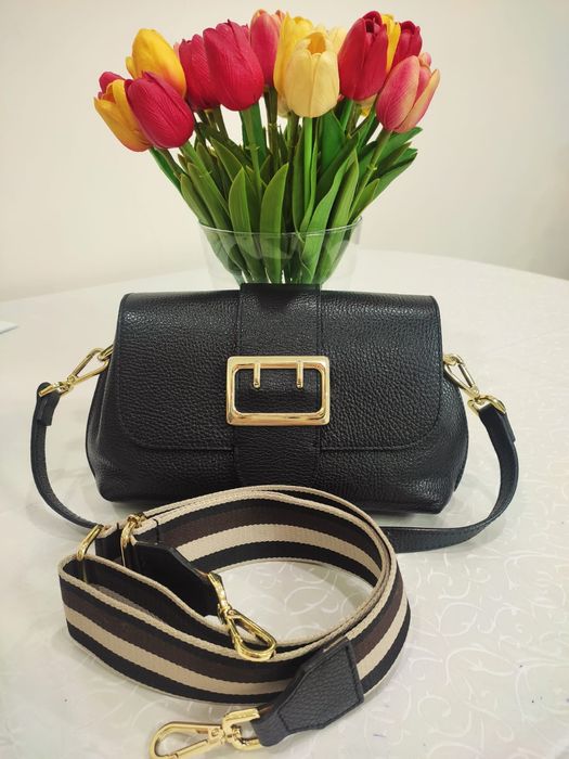 Продам сумочку кожаную