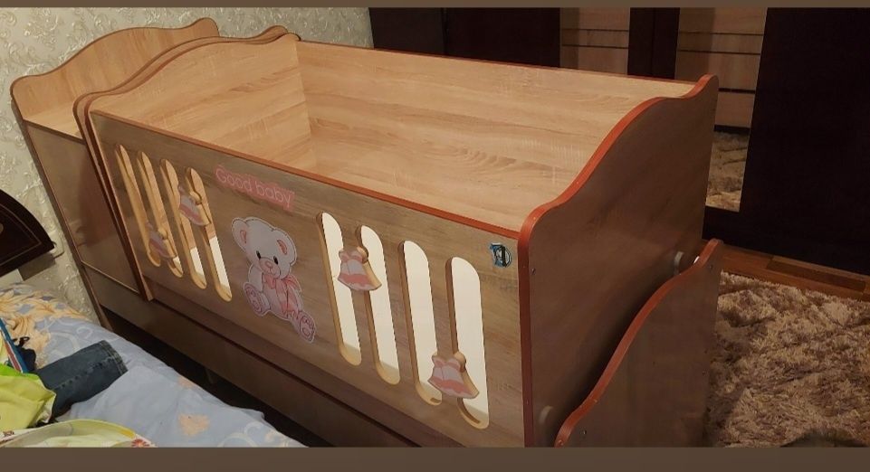 Кровать детская со шкафом