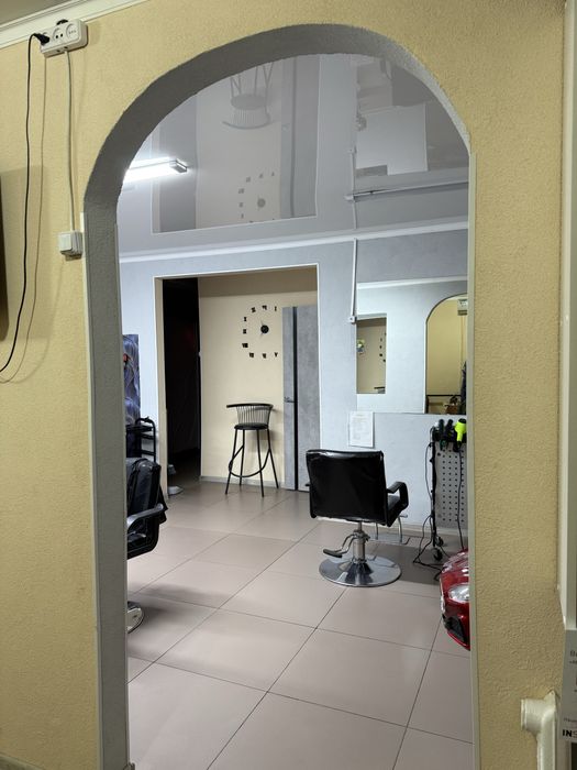 Салон красоты продается