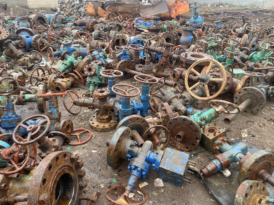 Задвижки бу разные