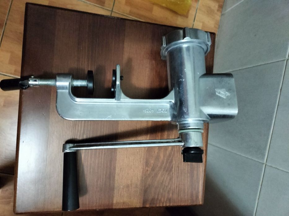 Мясорубка "УМНИЦА"