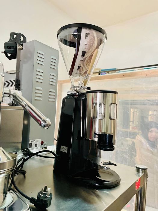 Кофемолка сотилади