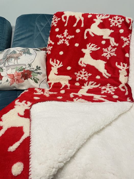 Новогодние пледы и наволочки