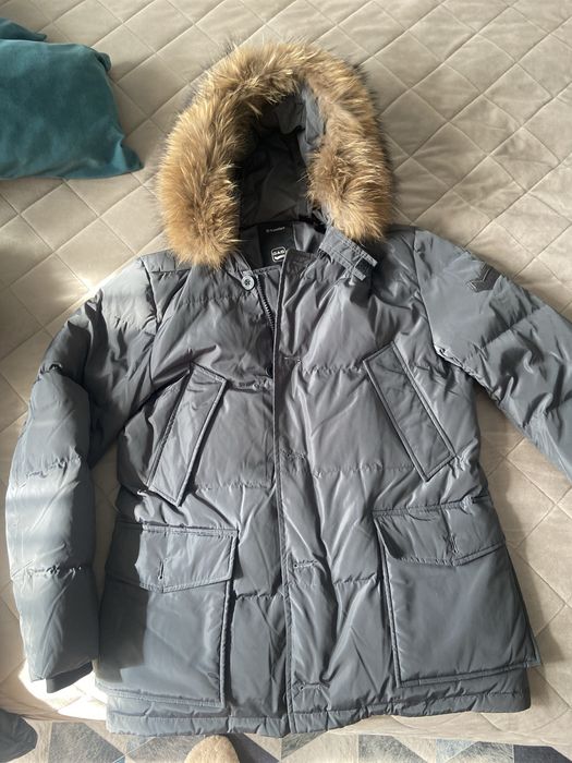 Продам пуховик Gas