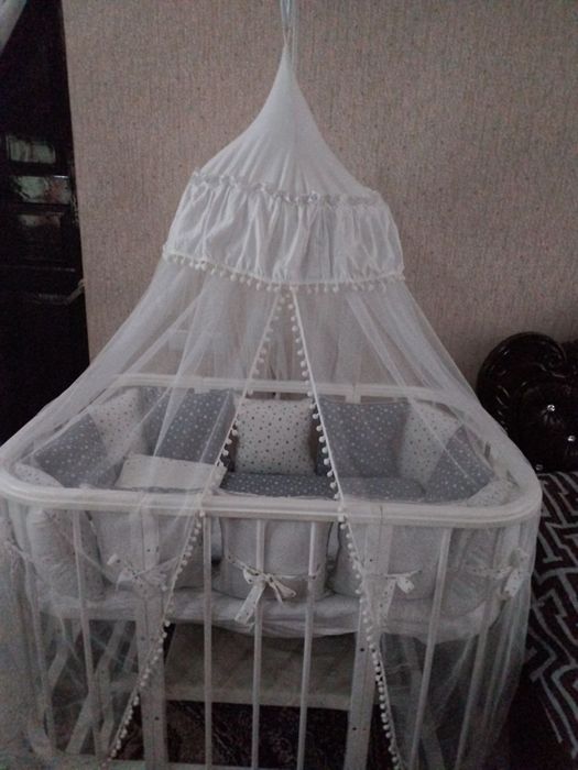 Детская колыбельная кровать