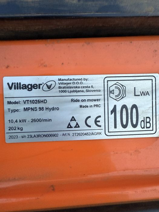 Tractor tuns iarba Villager VT 1025 HD TWIN,10.4kw latime taiere 980mm