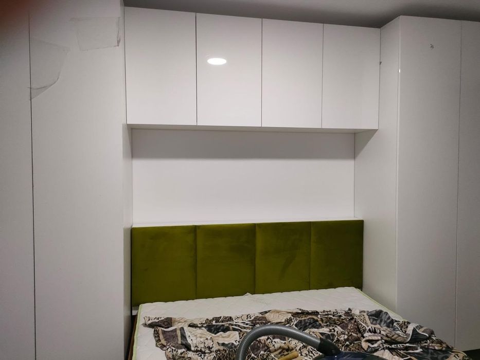 Vând apartament decomandat Valea roșie  etaj 10