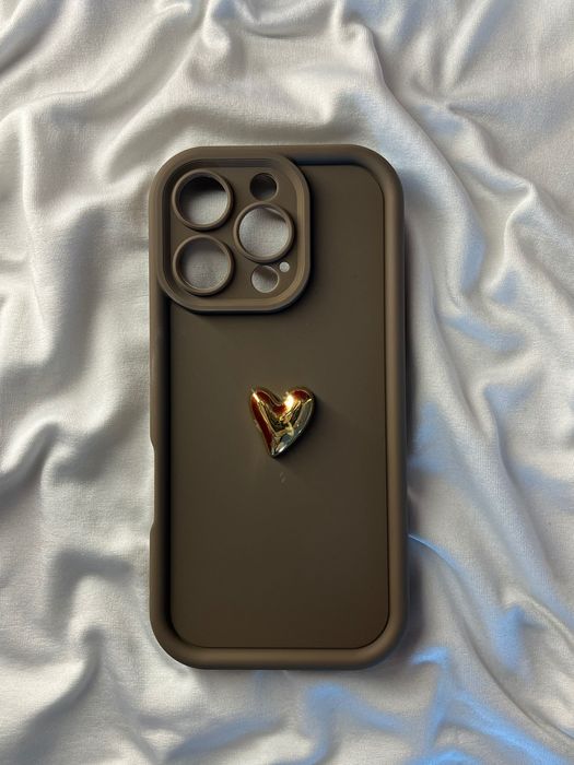 Калъфи за айфон 16, 16pro, 16proMax, 17pro, 17proMax