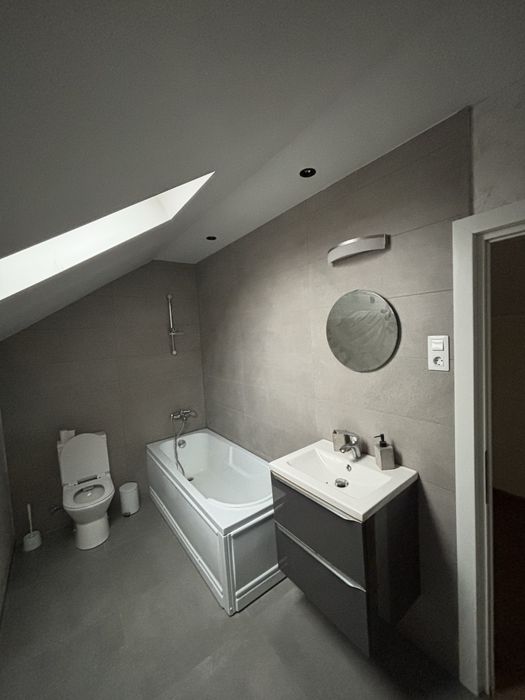 Pf. Se ofera spre inchiriere Apartament la casa