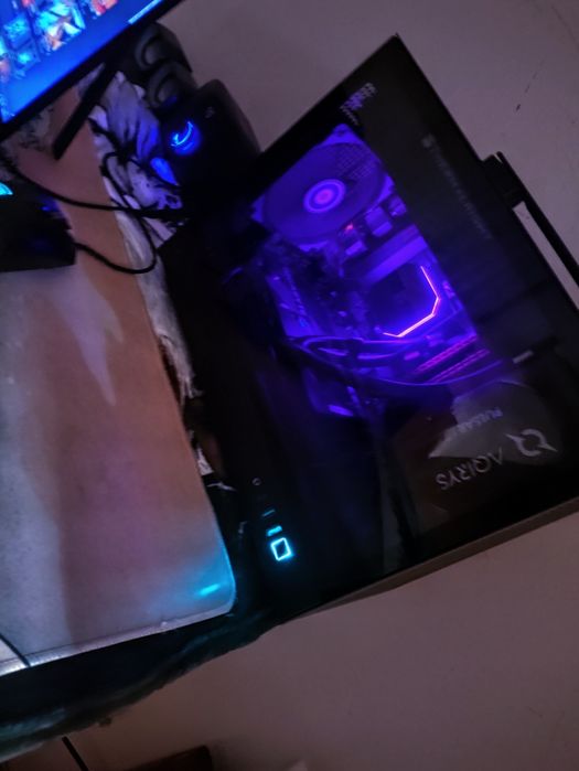 Pc ( Ryzen 5 3600, 16 gb ddr4 3200hz , SSD 500 gb, sursa 750w , b550,placa video  rtx 5050) )