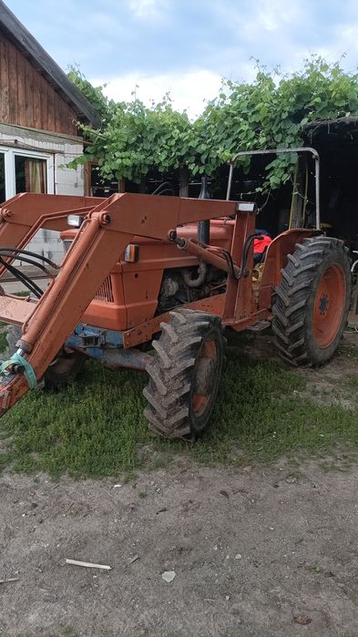 Încărcător frontal pt FIAT