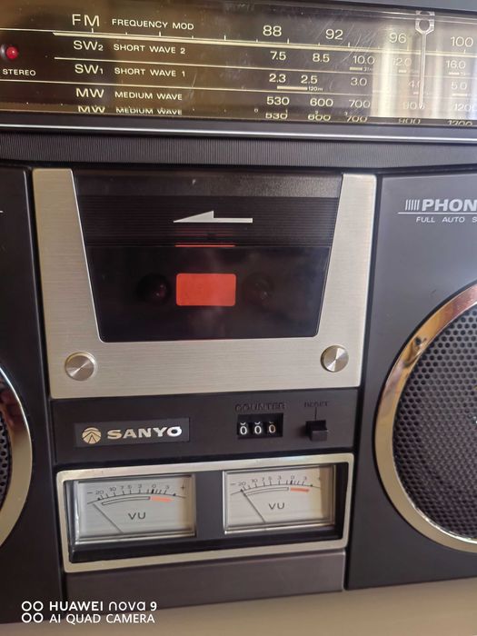 Sanyo M 4500 /Радиокасетофон /