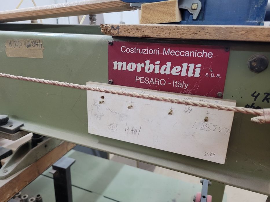 Super oferta mașina tâmplărie