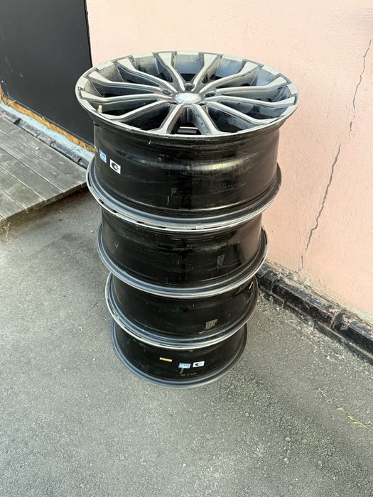 Продам диски r19 5x114,3