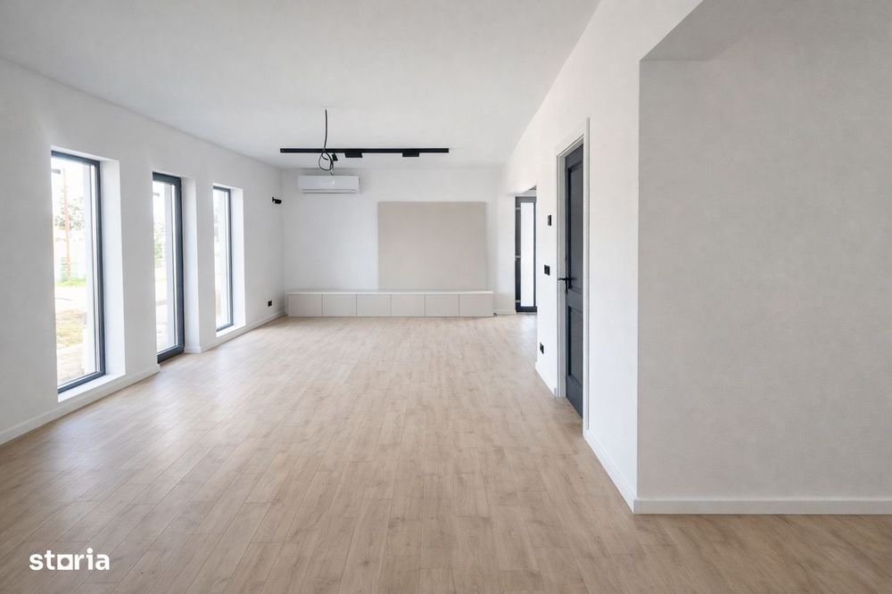 Casa de vanzare Holboca Iasi 5 camere/ 2 bai 135.000 euro