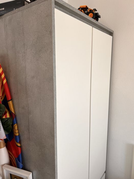 Dulap jysk tineret , camera , in stare foarte buna