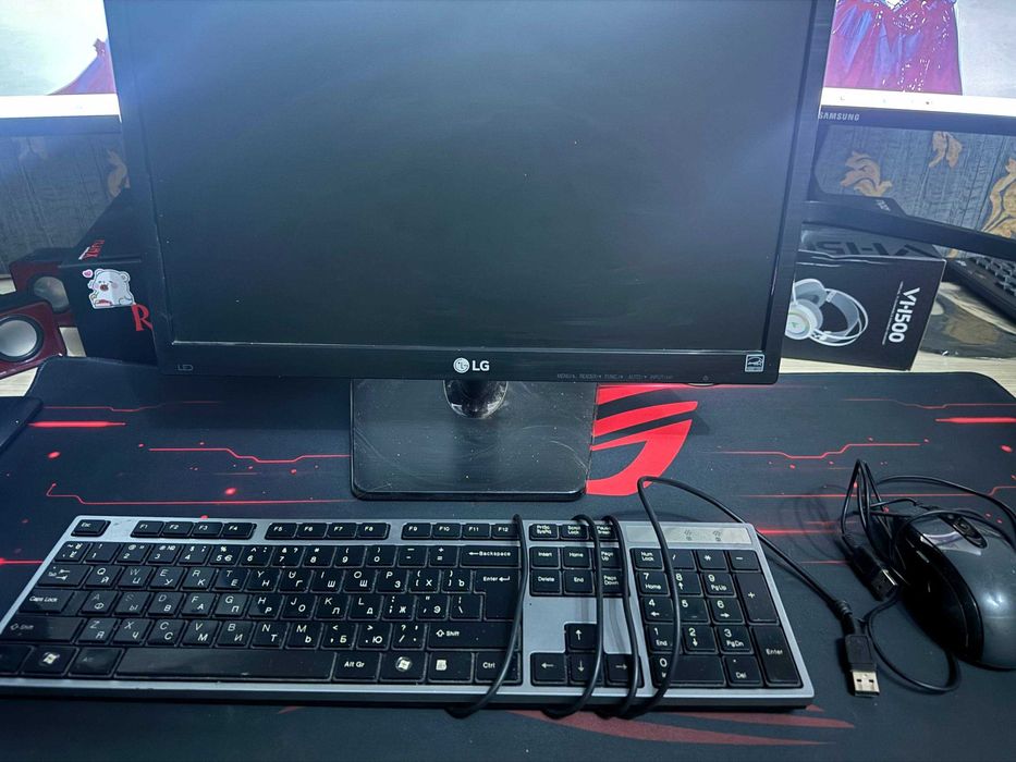 LG монитор, мышка, клавиатура