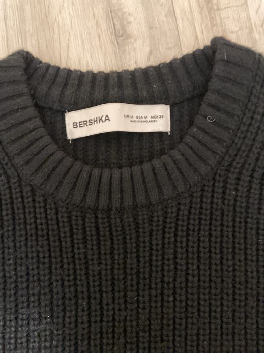 Продаи теплый свитер за 12 тысяч