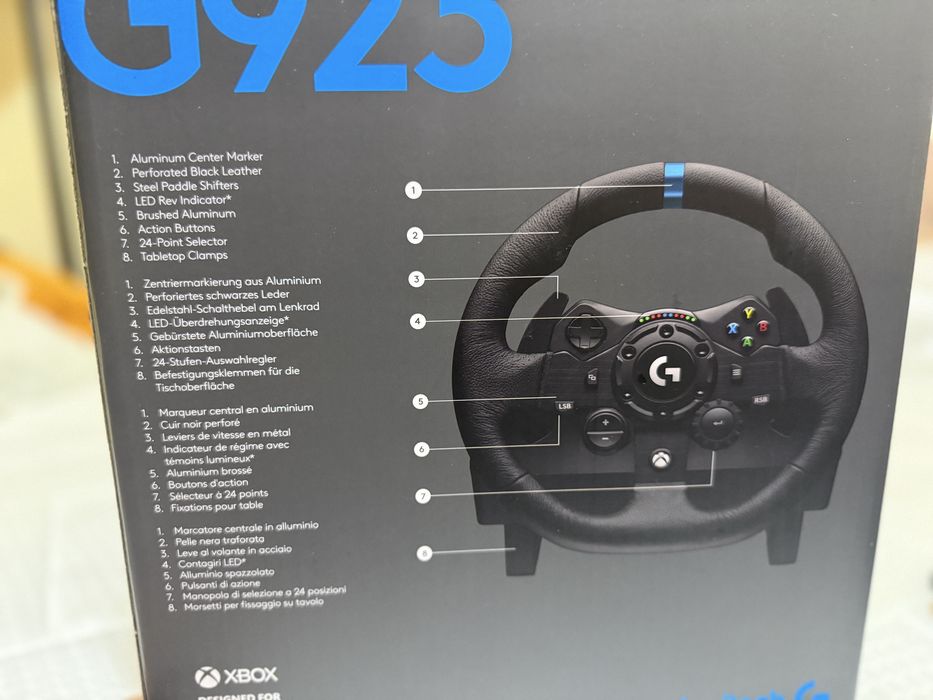 Logitech g923.